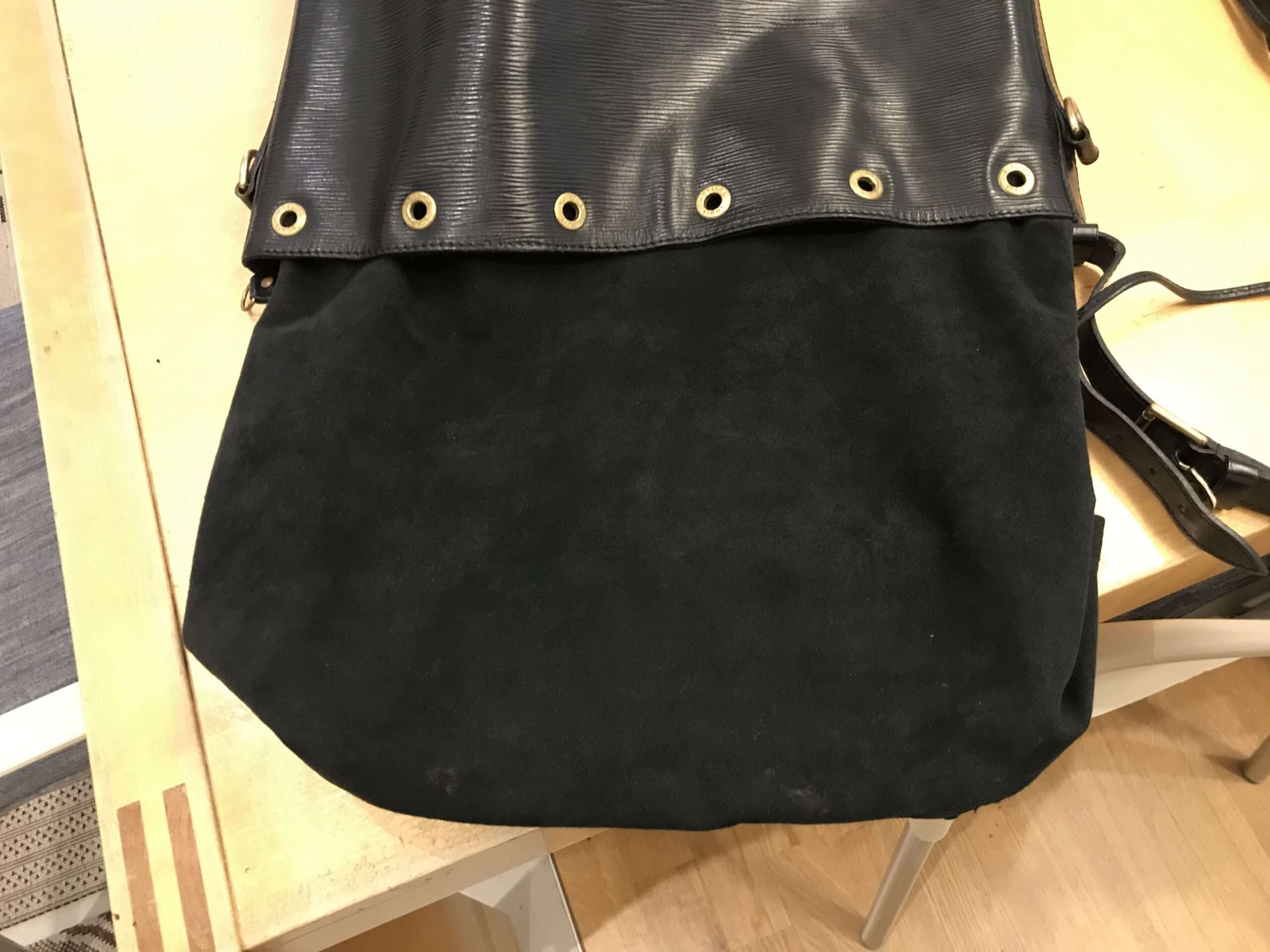 Noé Epi Boden kürzen & Ecken neu